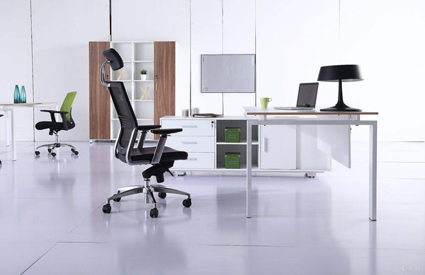 辦公家具磕碰了怎么辦？