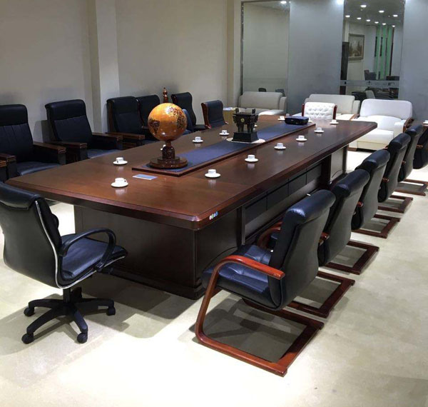 不同材質(zhì)與種類的辦公家具如何養(yǎng)護(hù)？